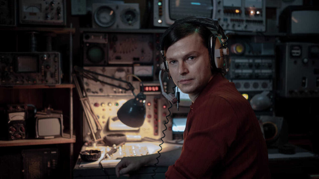 "Project UFO miniserie Netflix esplora misteri sugli alieni e le loro apparizioni."