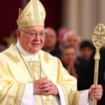 "Cardinale Sakò annuncia un Conclave veloce per l'elezione del nuovo Papa l'8 o 9 maggio."