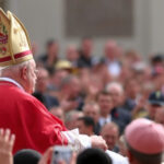 "Papa Francesco: dettagli sulla sua scomparsa per ictus, non crisi respiratoria."