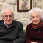 "Un pensionato di 91 anni aggredisce la moglie e si suicida a Torre Annunziata, tragedia familiare."