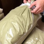 "Uomo di 70 anni arrestato ad Arezzo con 45 kg di hashish nascosti in bombola del gas"