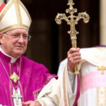 "Roberto Francis Prevost, nuovo Papa Leone XIV, storia e cammino verso il soglio pontificio."