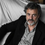 "Mirko Locatelli, regista di 'I corpi estranei', icona del cinema contemporaneo, ci lascia un'eredità artistica unica."