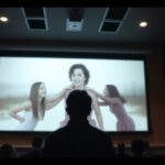 ALT: Gilles Lellouche presenta il suo nuovo film che esplora l'adolescenza, l'amore e le sfide della crescita.