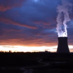 "Mini-nucleare come soluzione per la crescente domanda energetica dell'AI"