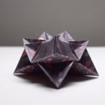 "Origami giapponese applicato a tecnologia spaziale: innovativi bloom patterns per telescopi e antenne."