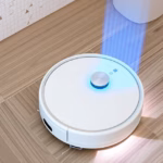 "Roborock P20 Ultra Plus: robot aspirapolvere avanzato che pulisce e sterilizza con tecnologia a calore."