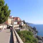 "Rincari trasporti e alloggi per le vacanze estive 2023, secondo il Codacons"