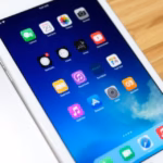 ALT: "iPad pieghevole slitta al 2028, attesa prolungata per innovazione Apple"