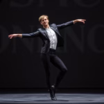 "Roberto Bolle celebra la danza a Milano con OnDance 2023, un evento da record."