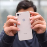 "iPhone Air: leggerezza e design elegante rispetto agli smartphone tradizionali"